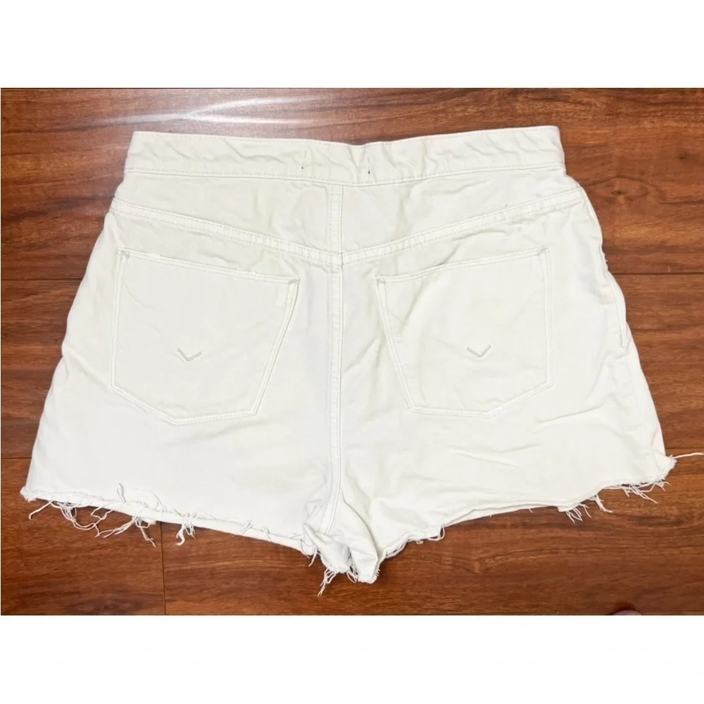 HUDSON 90s Pleated‎ Beige Denim High Waist Frayed Raw Hem Cutoff Jean Shorts 28